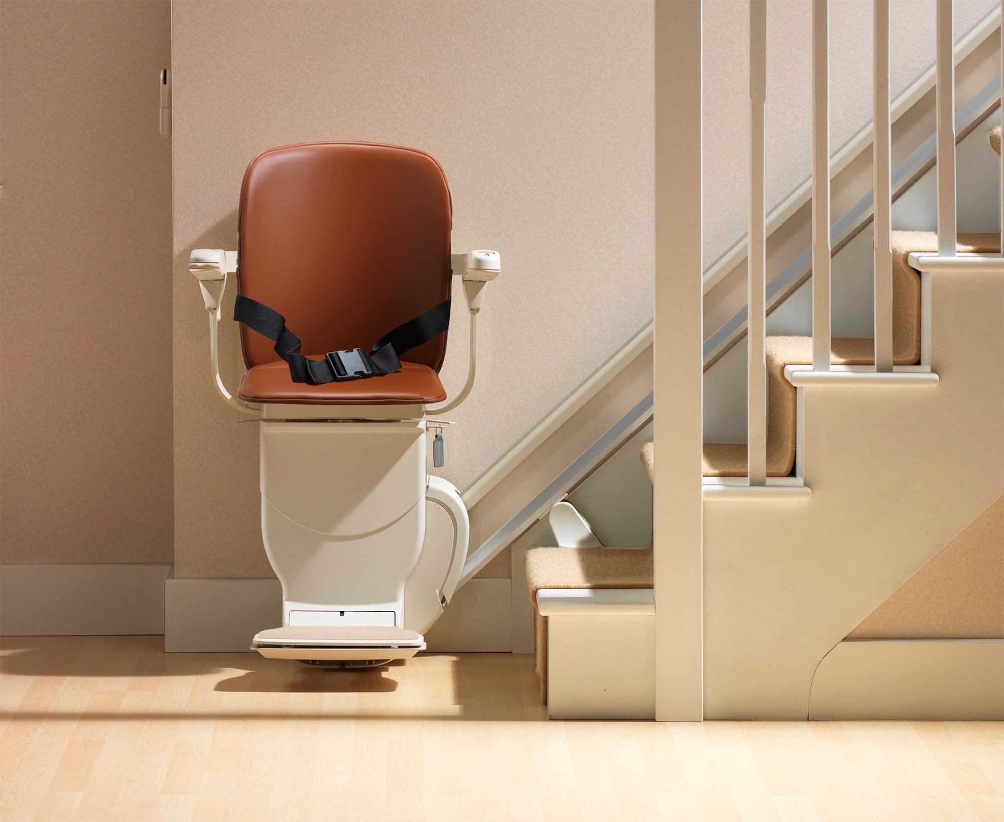 stairlift with seatbelt